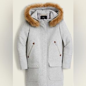 NWT. Brand New with Tags. Beautiful coat, just wasn’t the right size for me.